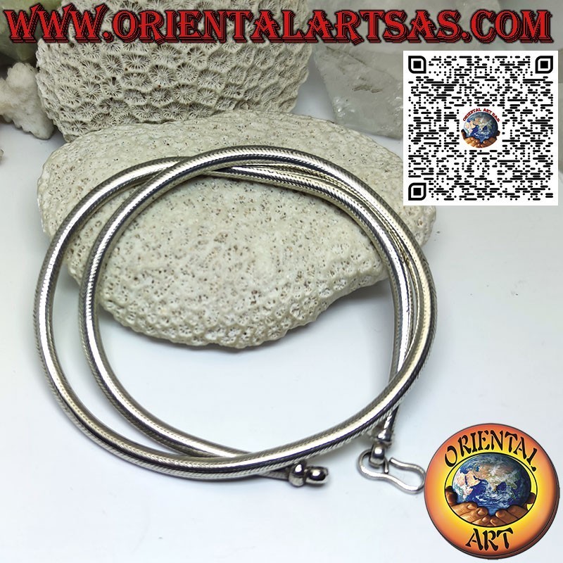 Beautiful necklace in solid 700 ‰ silver with snake rope measuring 55cm x 6mm