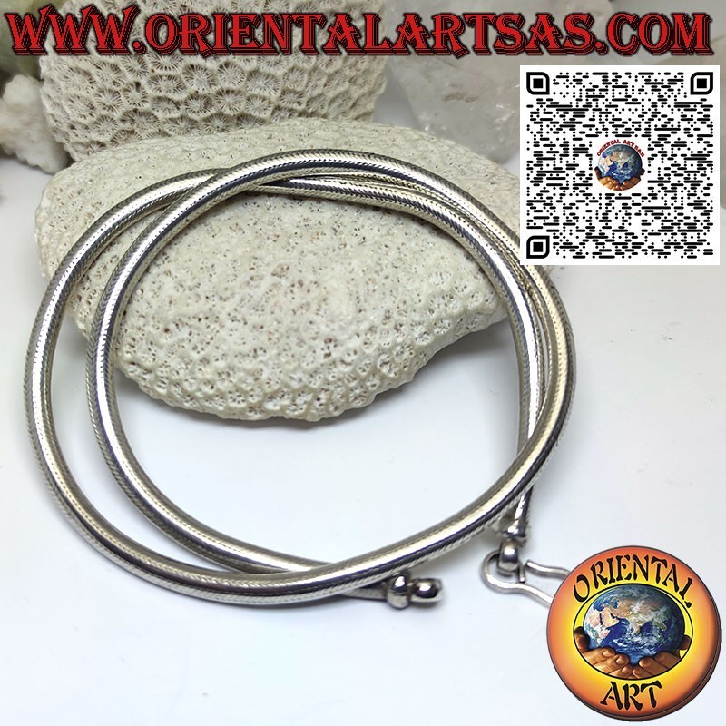 Beautiful necklace in solid 700 ‰ silver with snake rope measuring 55cm x 6mm