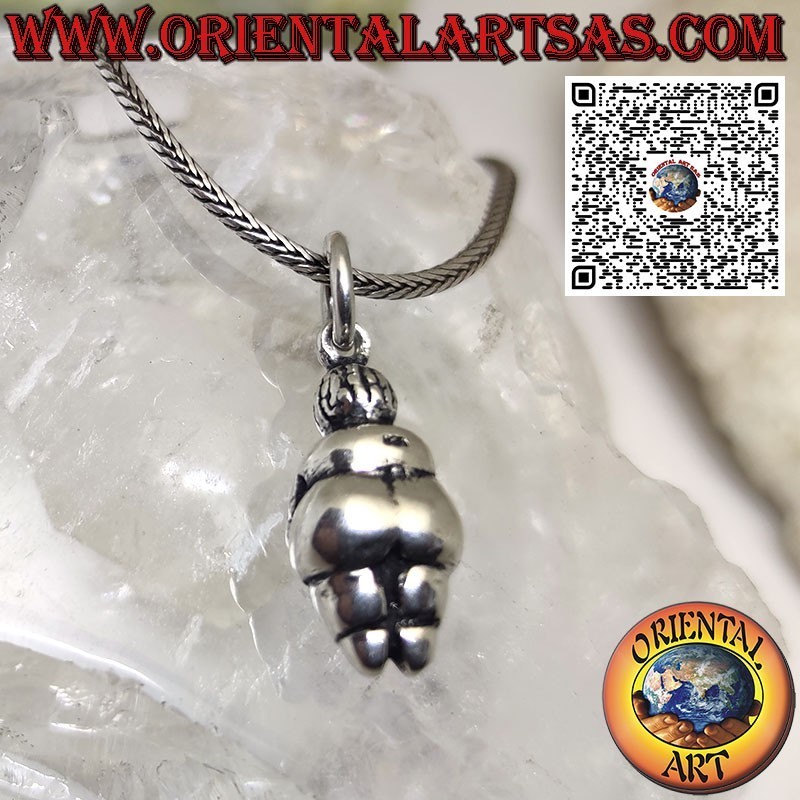 Pendentif en argent la Grande Mère ou Déesse Mère, divinité féminine