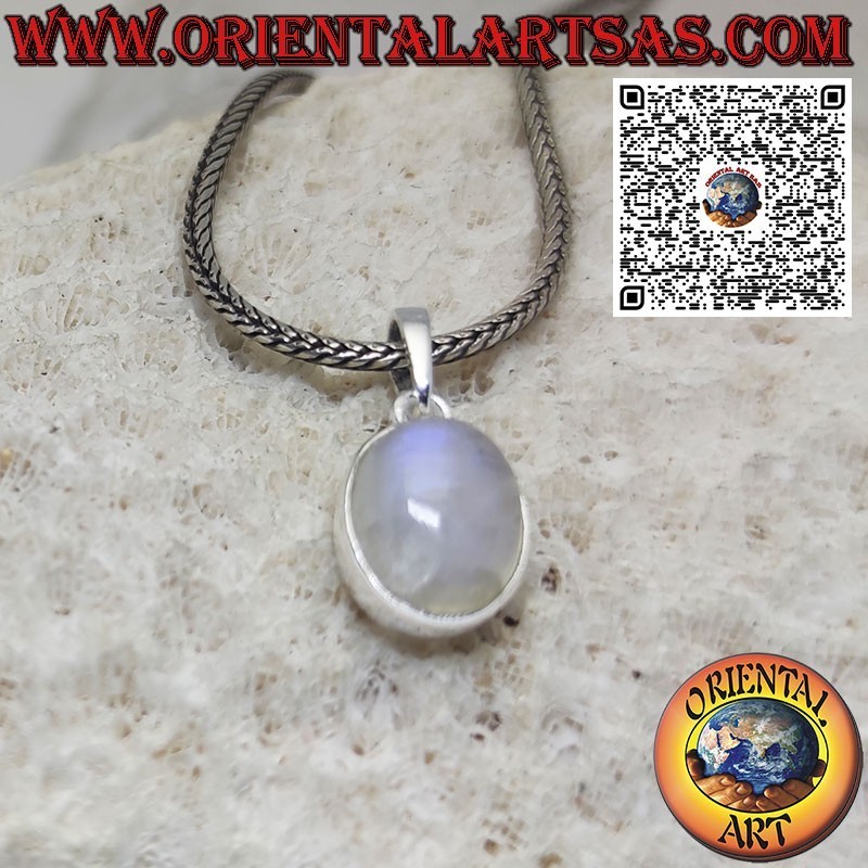 Colgante de plata con piedra lunar arcoíris ovalada y borde liso