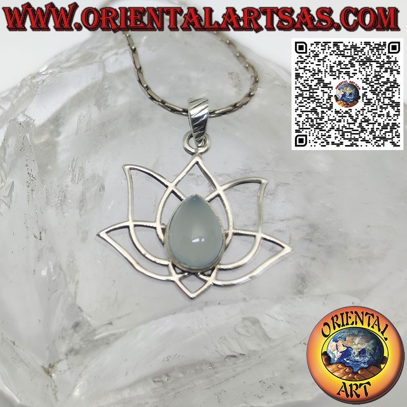 Pendentif en argent fleur de lotus avec Célestine, symbole de purification