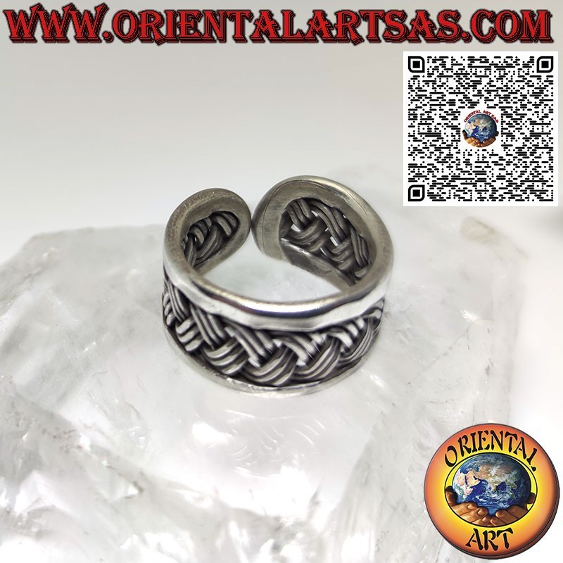 Bague en argent tissé à 3 brins, réalisée par Karen