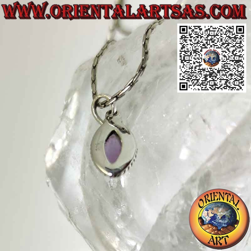 Ciondolo in argento con ametista naturale a navetta taglio cabochon