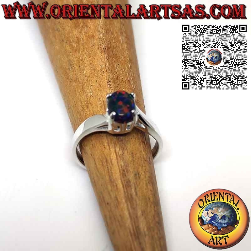 Bague en argent avec cabochon ovale opale de feu sertie