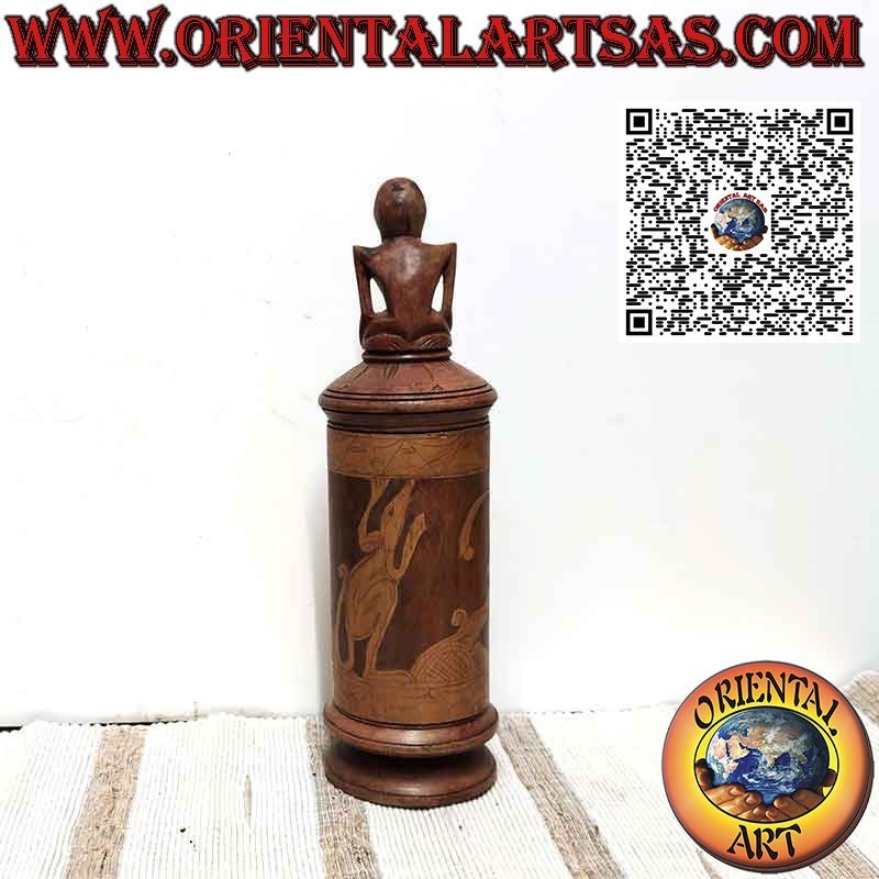 Contenitore per la medicina in bambu e scultura sul tappo dei Batak