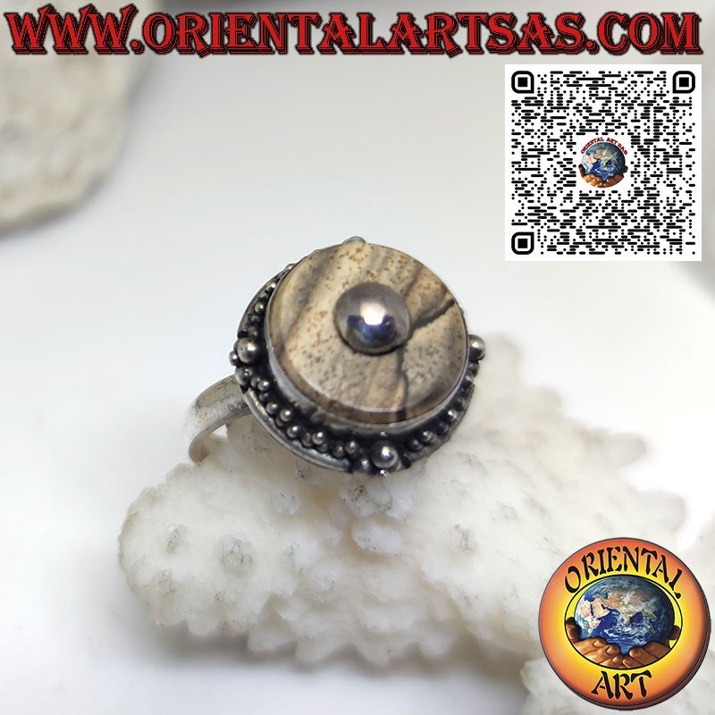 Anello in argento con diaspro paesaggio tondo e pallina centrale (b)