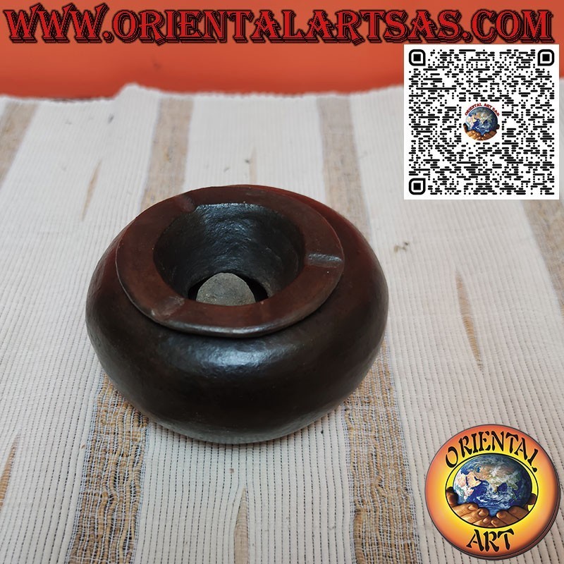 Cenicero alto redondo de terracota negra con tapa resistente al viento