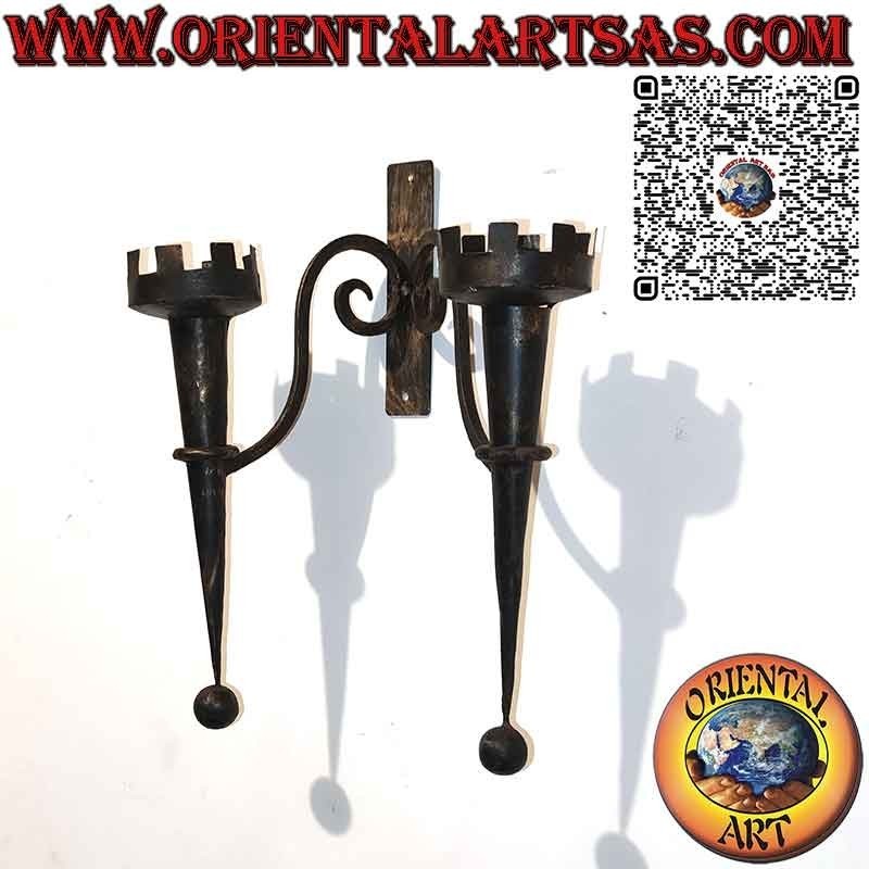 Candelero de pared de estilo medieval con 2 antorchas en hierro forjado hecho a mano
