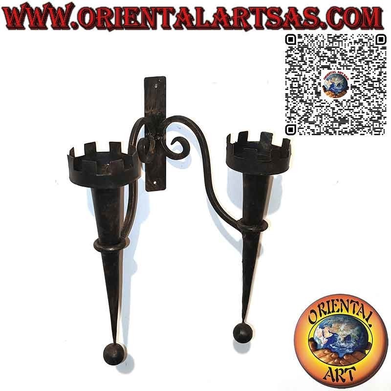 Candelero de pared de estilo medieval con 2 antorchas en hierro forjado hecho a mano