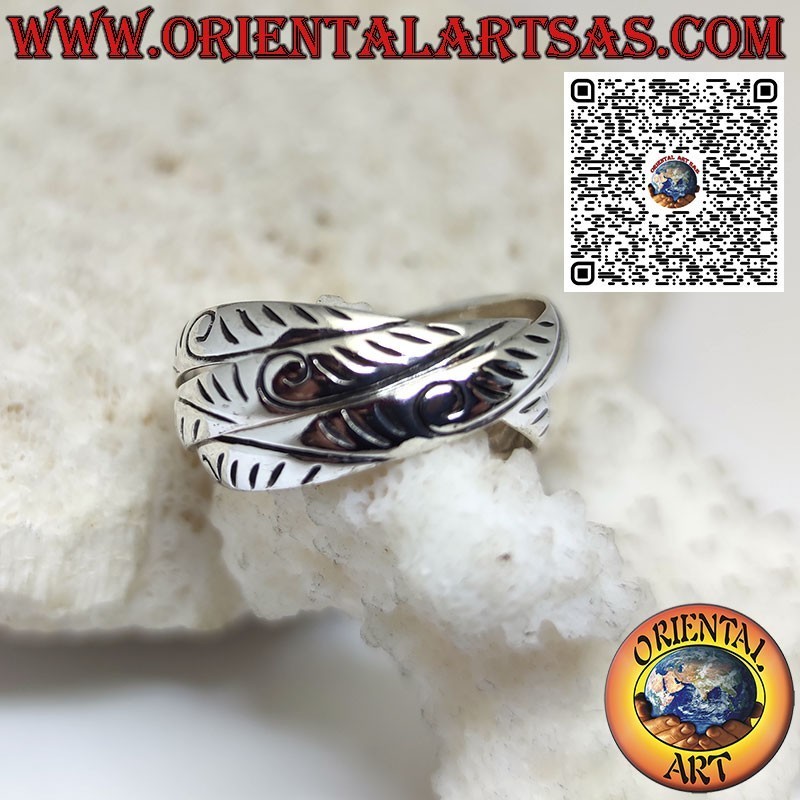 Anillo de plata 925 con 3 anillas de 4 mm. Modelo Cartier con grabados.