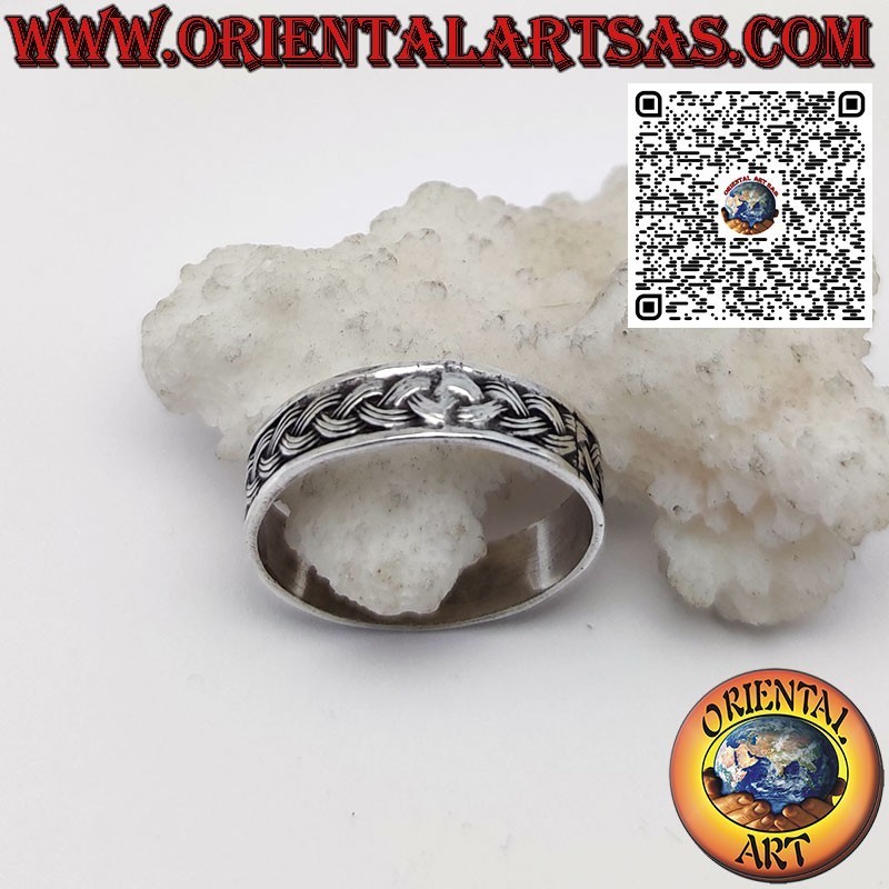 Anillo de plata con trenza tallada en bajorrelieve de 5 mm