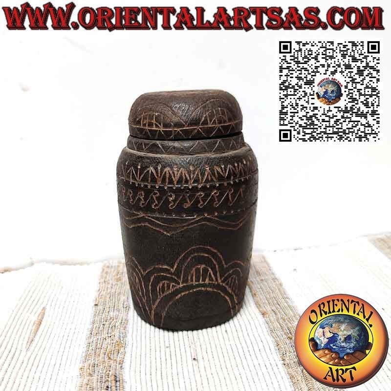 Antico contenitore cilindrico in legno e bambù inciso dai Dayak Borneo
