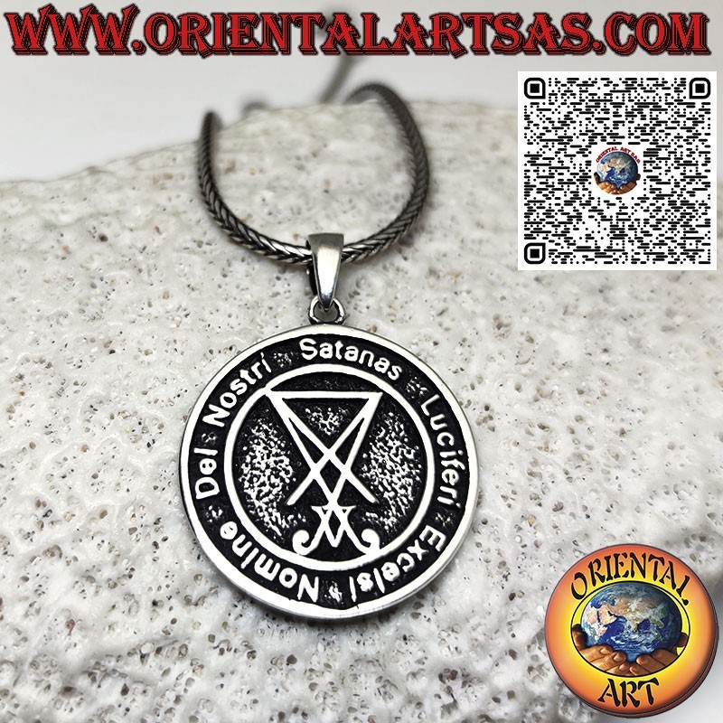 colgante de plata, Nomine Dei Nostri Satanas Luciferi Excelsi