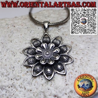 Pendentif en argent fleur de lotus, la fleur sacrée de l'hindouisme et du bouddhisme