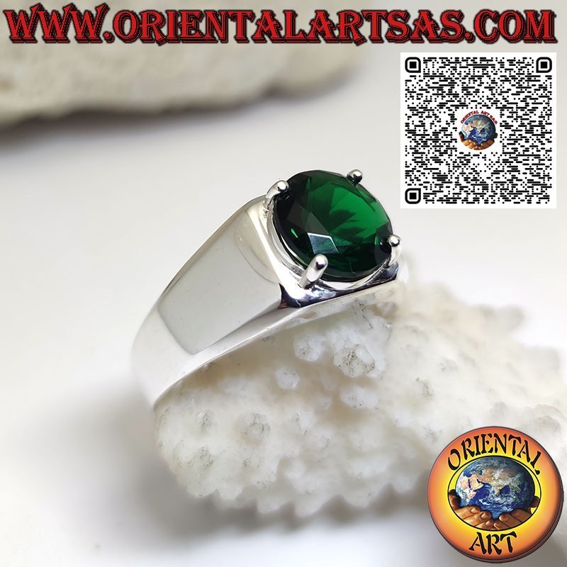 Bague en argent avec émeraude synthétique ronde sertie sur 4 griffes