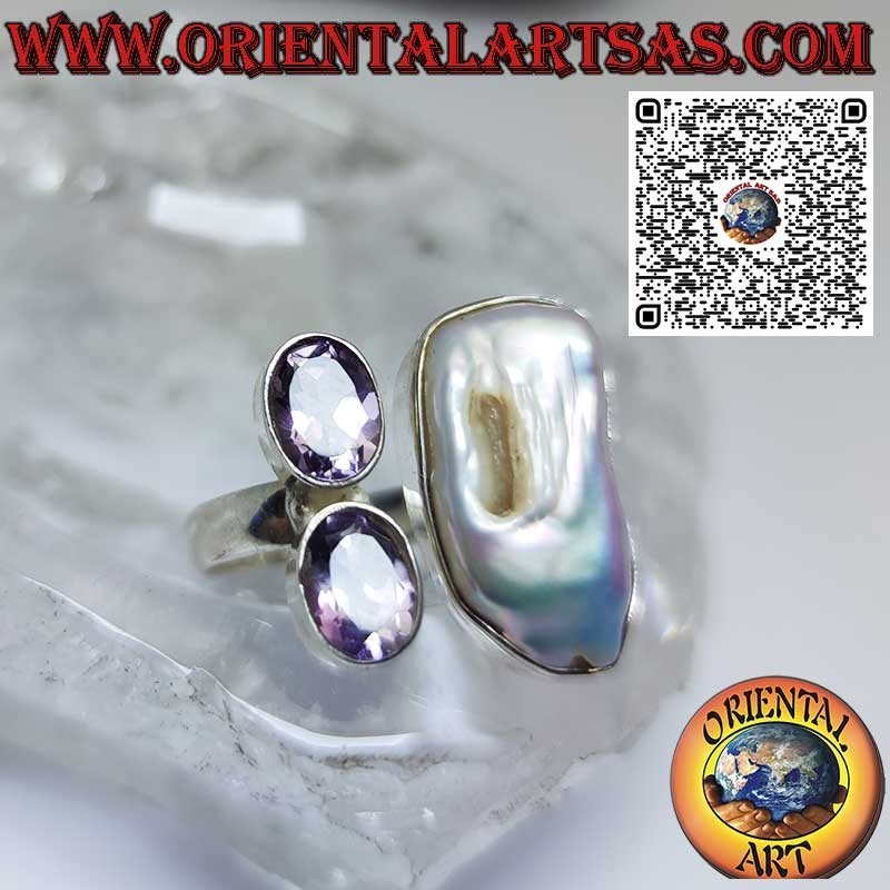 Anello in argento con perla di acqua dolce e 2 belle ametiste naturali