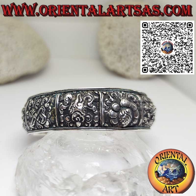 Pulsera de plata cincelada con los ocho símbolos auspiciosos