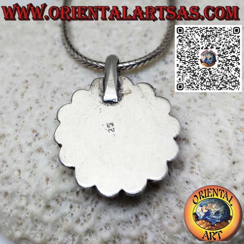 Pendentif en argent avec turquoise tibétaine naturelle ronde et 14 coraux