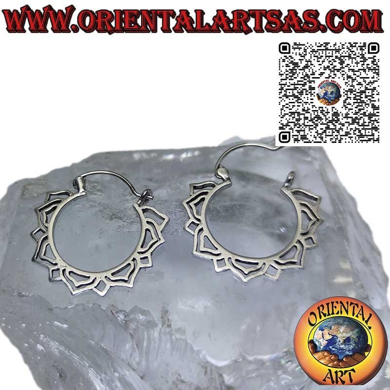 Hoop earrings with lotus flower contour in solid 925 silver