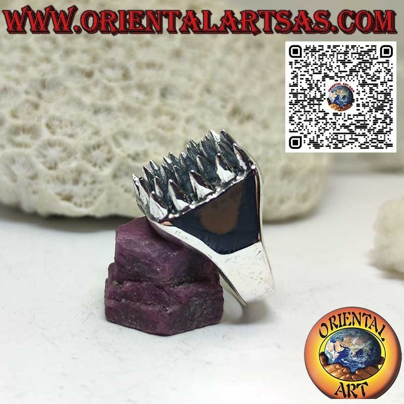 Anillo cuadrado de plata 925 ‰ con 23 púas en forma de cono