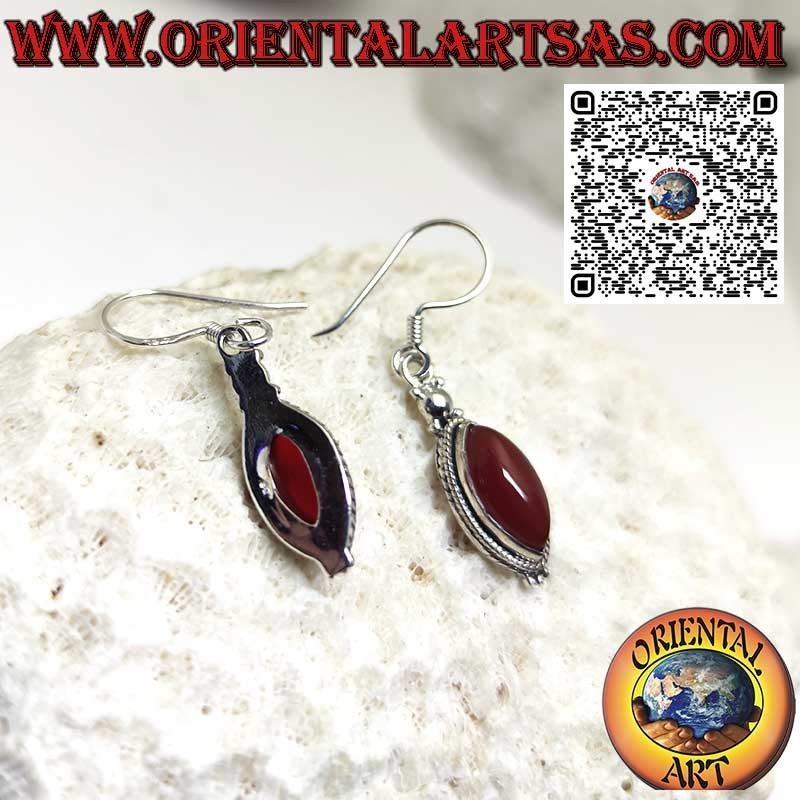 Boucles d'oreilles en argent avec cornaline navette entourée de galon et de sphères