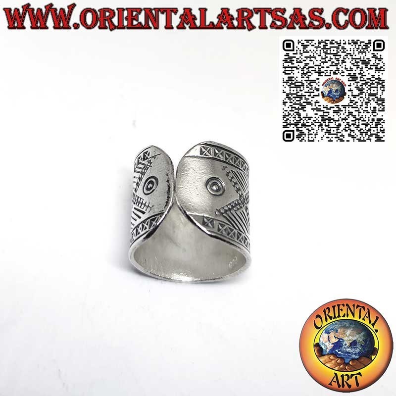Bague en argent, anneau de 19 mm. avec gravures faites à la main Karen