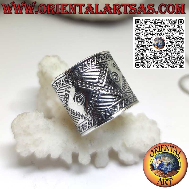 Silver ring, 19 mm band. with engravings handmade Karen