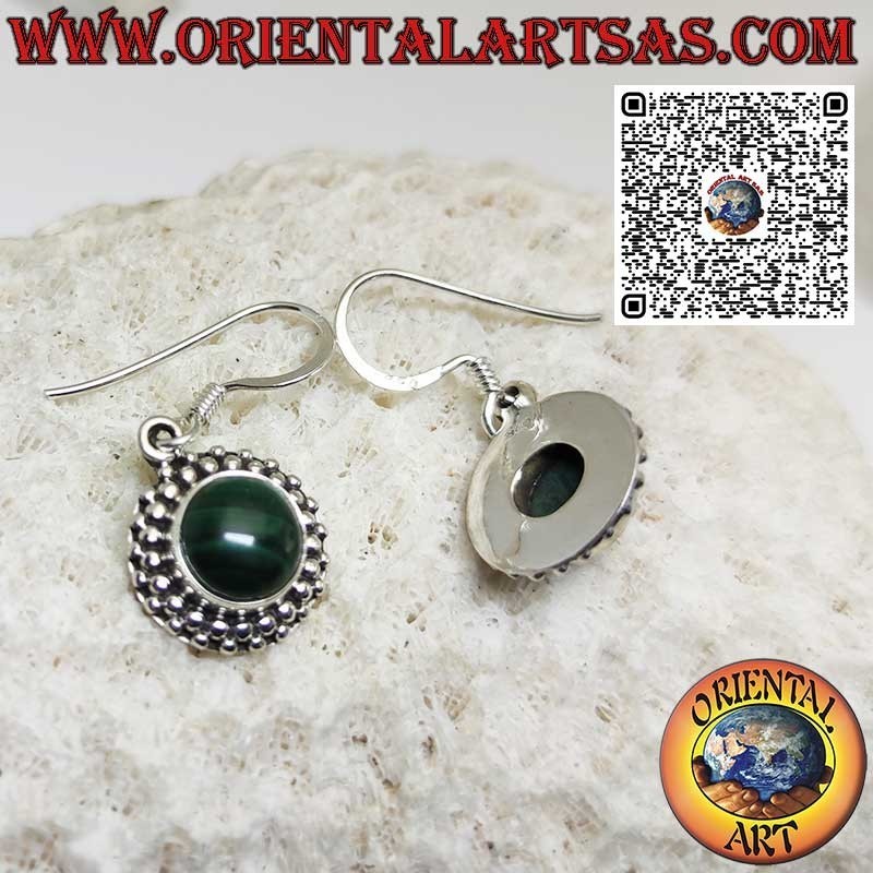 Orecchini in argento con Malachite tonda Incastonata contornato da sfere