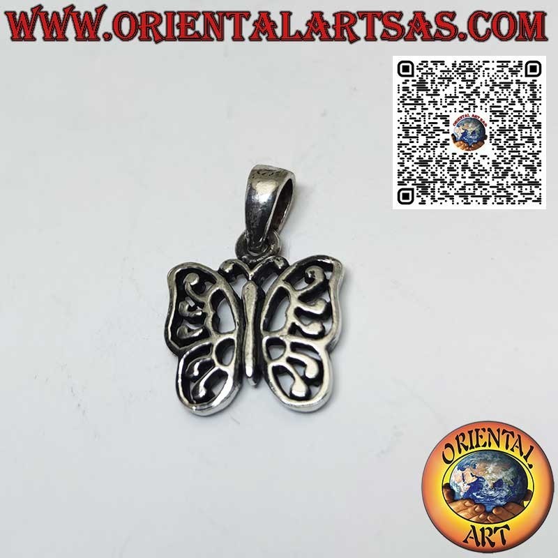 Pendentif en argent en forme de papillon papillon avec décors ajourés