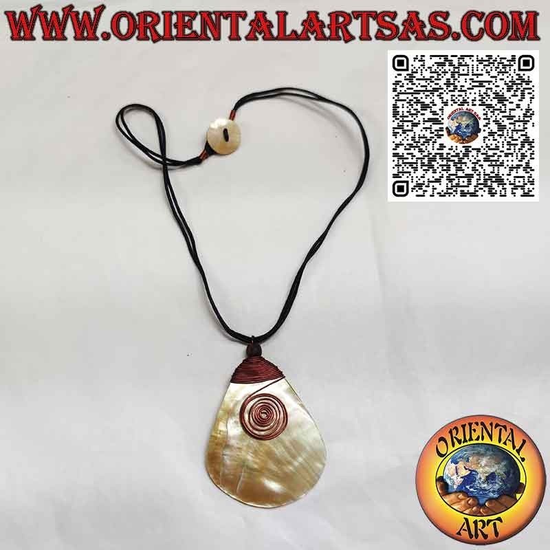 Collier avec grosse goutte en nacre avec crochet et spirale en cuivre