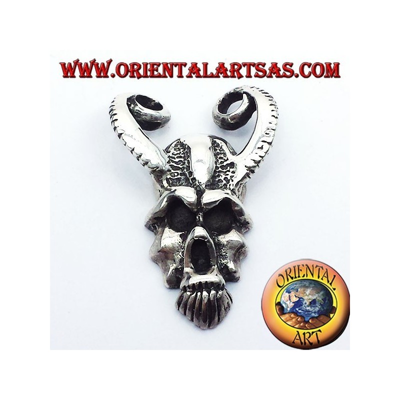 pendant skull with horns of RAM, silver