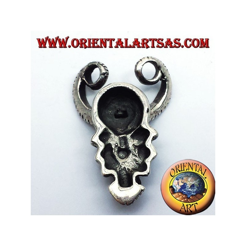 pendant skull with horns of RAM, silver