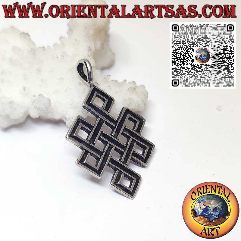Shrivatsa silver pendant Tibetan infinity knot of good omen