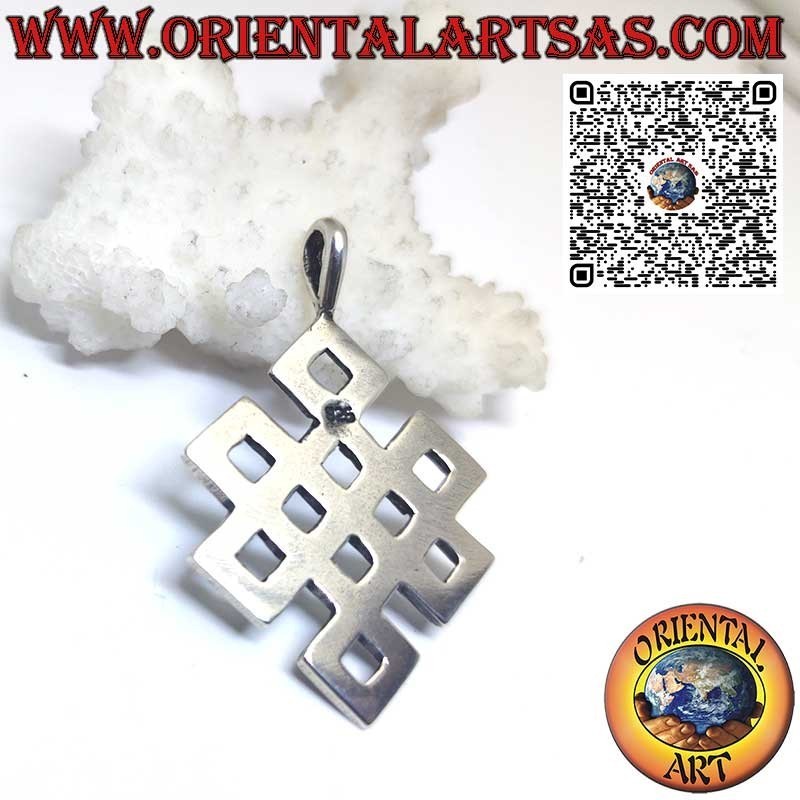 Colgante de plata Shrivatsa nudo infinito tibetano de buen augurio