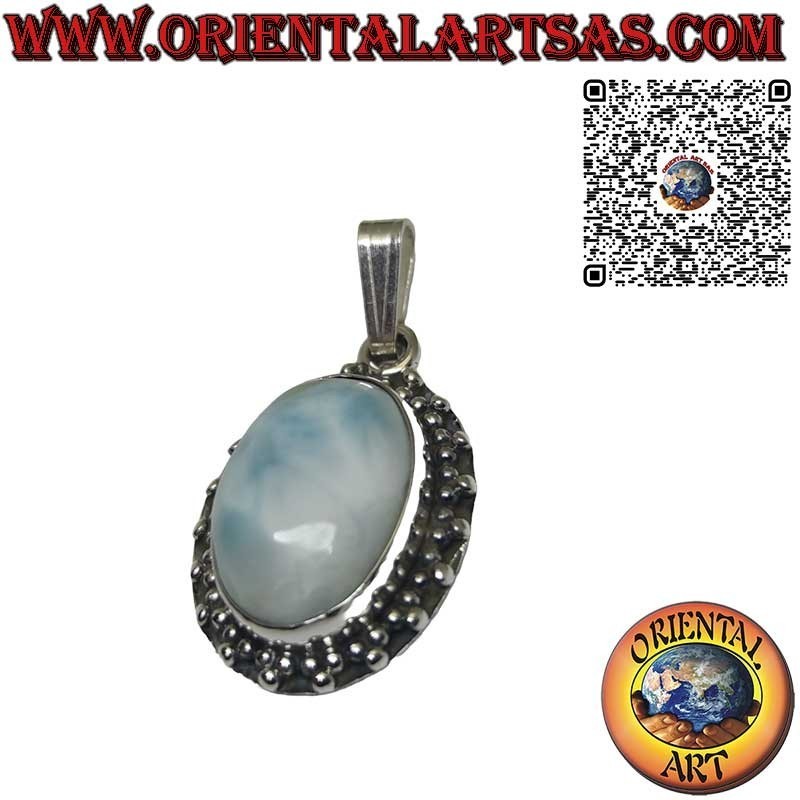 Pendentif en argent avec cabochon ovale en larimar naturel et trio de sphères