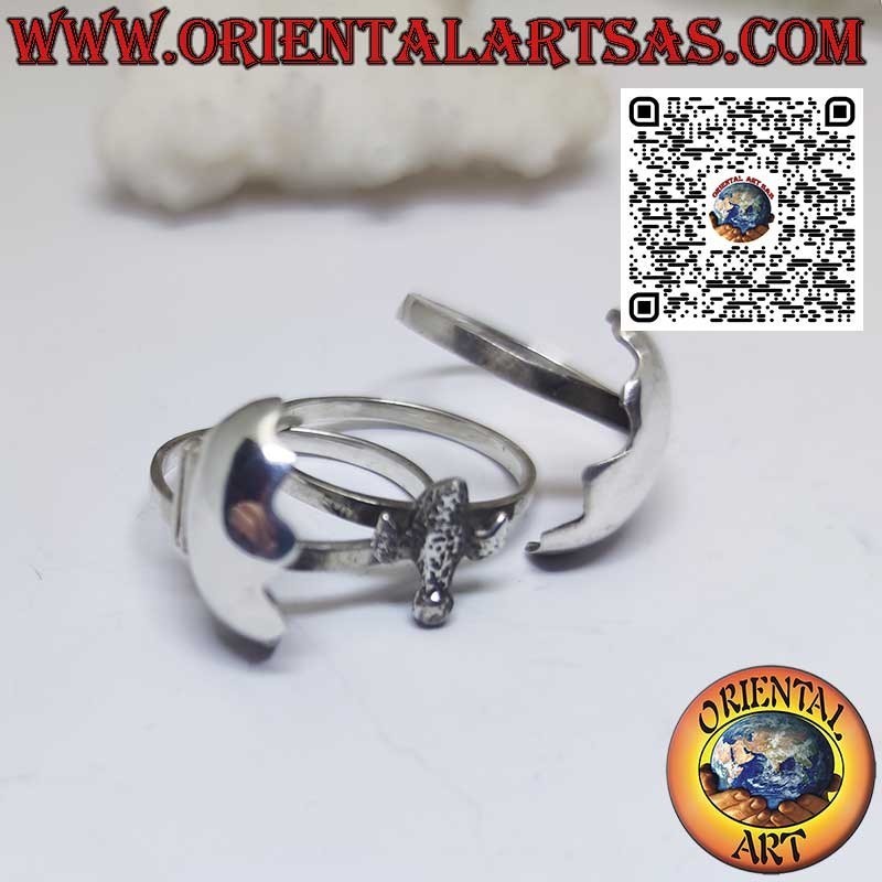 Anillo de plata con forma de huevo que se puede abrir con pollito.