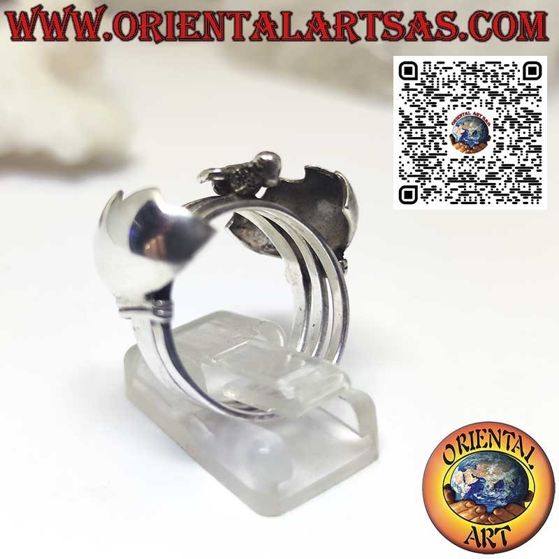 Anello in argento uovo apribile con pulcino