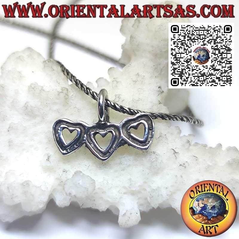 Pendentif en argent, trio de coeurs