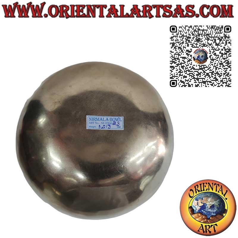 Handgefertigte tibetische Klangschale „Nirmala“ mit Klöppel, 24 cm Ø, 1500 g, „Do“, 130 Hz