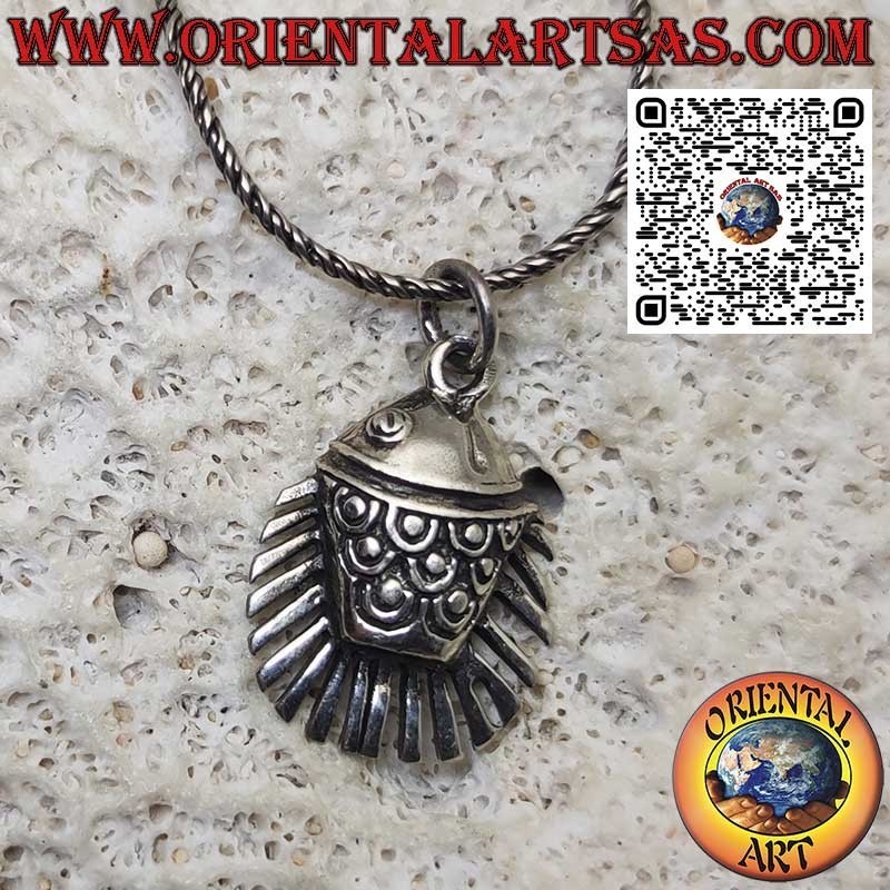 Pendentif en argent, poisson discus (discus)