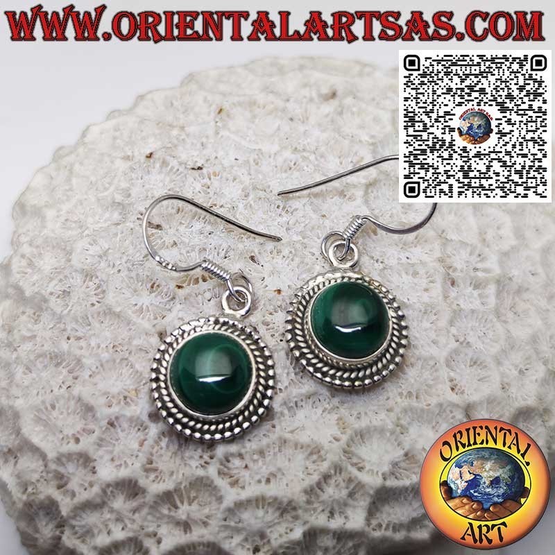 Boucles d'oreilles en argent avec Malachite ronde entourée de galon et de sphères
