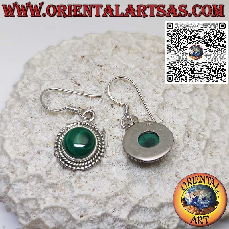 Boucles d'oreilles en argent avec Malachite ronde entourée de galon et de sphères