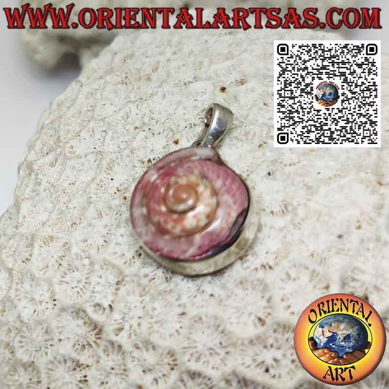 Pendentif en argent avec nautile astrea rose dans un serti lisse