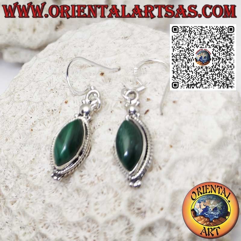 Orecchini in argento con malachite a navetta e  bordo con treccia