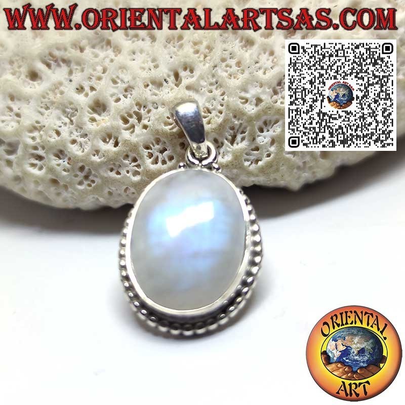 Colgante de plata con piedra de luna arcoíris ovalada con esferas