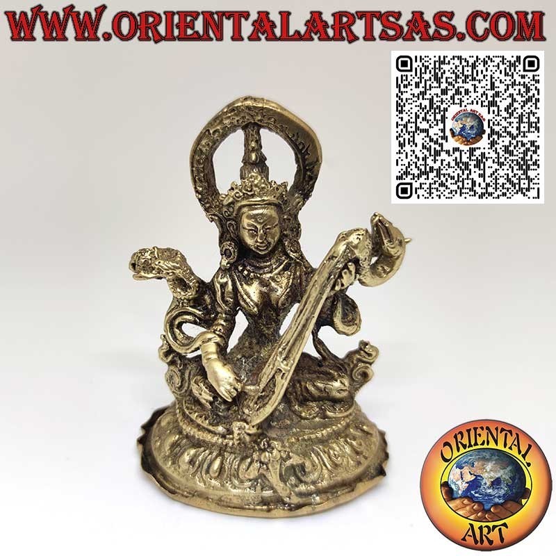 Wunderschöne Messingskulptur von Sarasvatī, der Göttin des Wissens und der Kunst