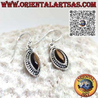 Pendientes de plata con forma de lanzadera y ojo de tigre rodeado de esferas