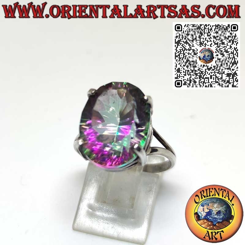 Anello in argento con quarzo aura sfaccettato ovale incastonato a graffette