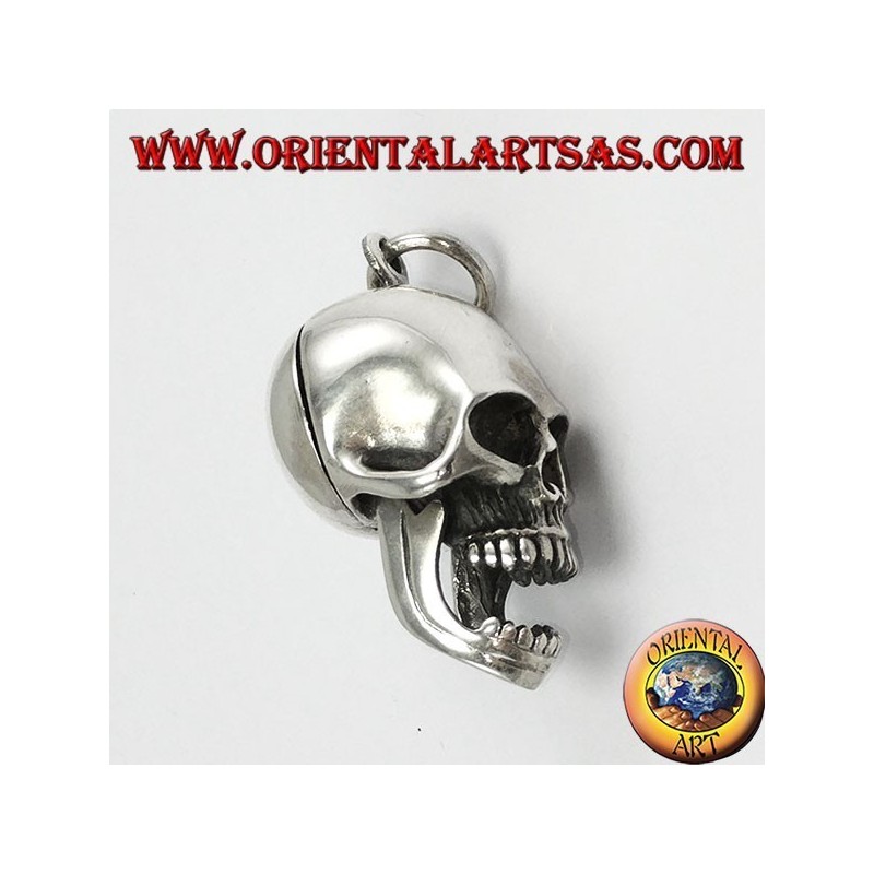 Silver pendant Skull with movable mandible and skull open