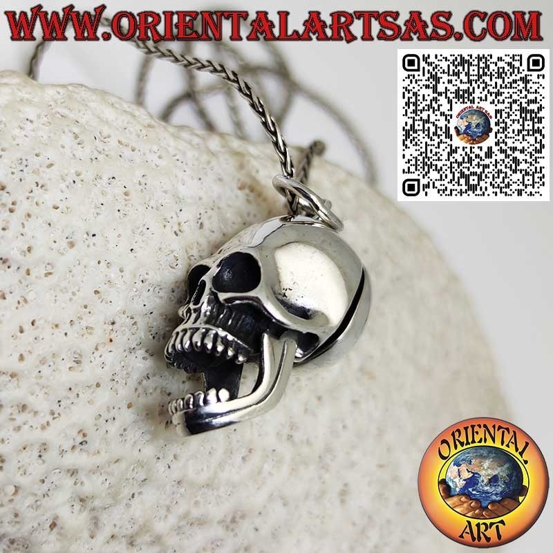 Silver pendant Skull with movable mandible and skull open